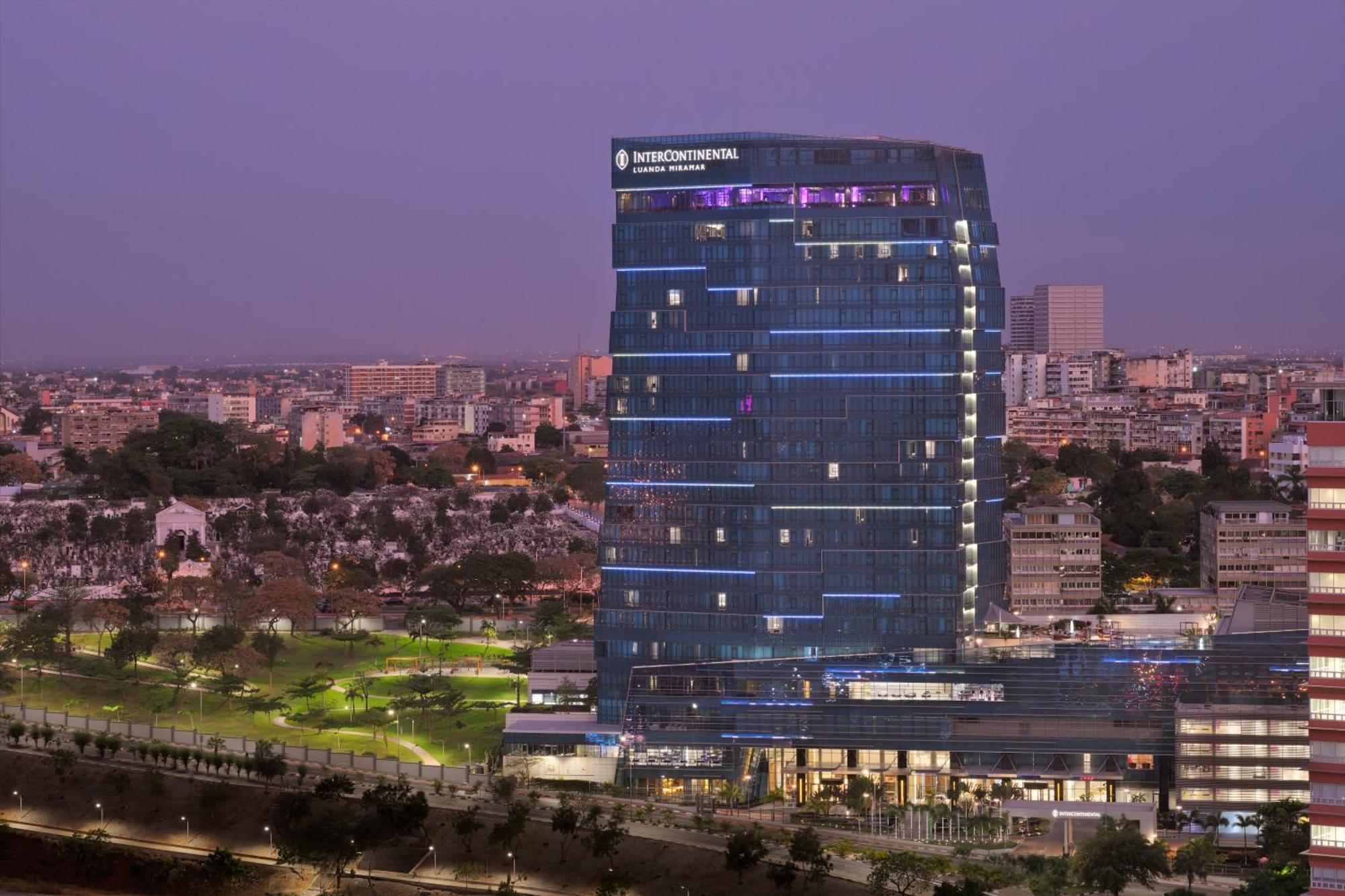 מלון Intercontinental Luanda Miramar By Ihg מראה חיצוני תמונה