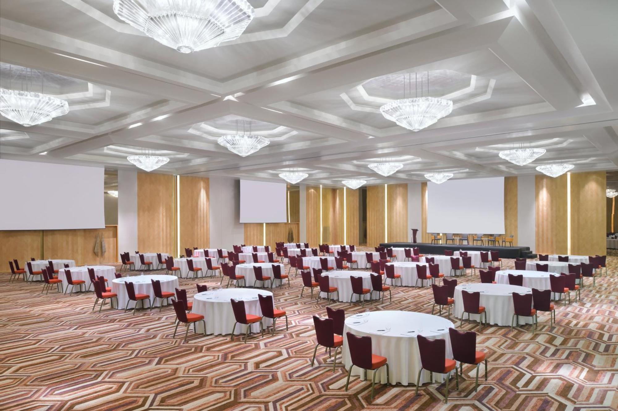 מלון Intercontinental Luanda Miramar By Ihg מראה חיצוני תמונה
