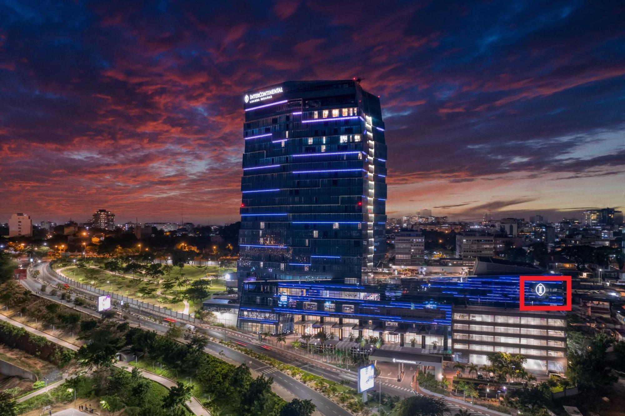 מלון Intercontinental Luanda Miramar By Ihg מראה חיצוני תמונה