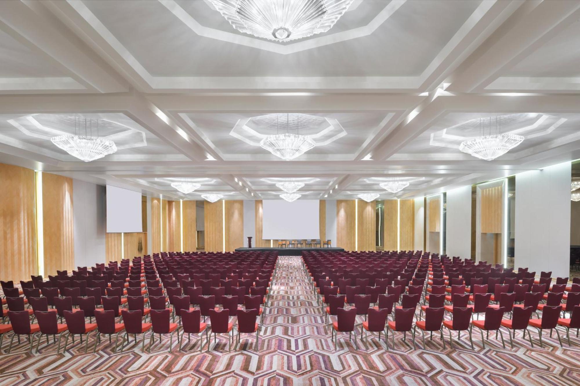 מלון Intercontinental Luanda Miramar By Ihg מראה חיצוני תמונה