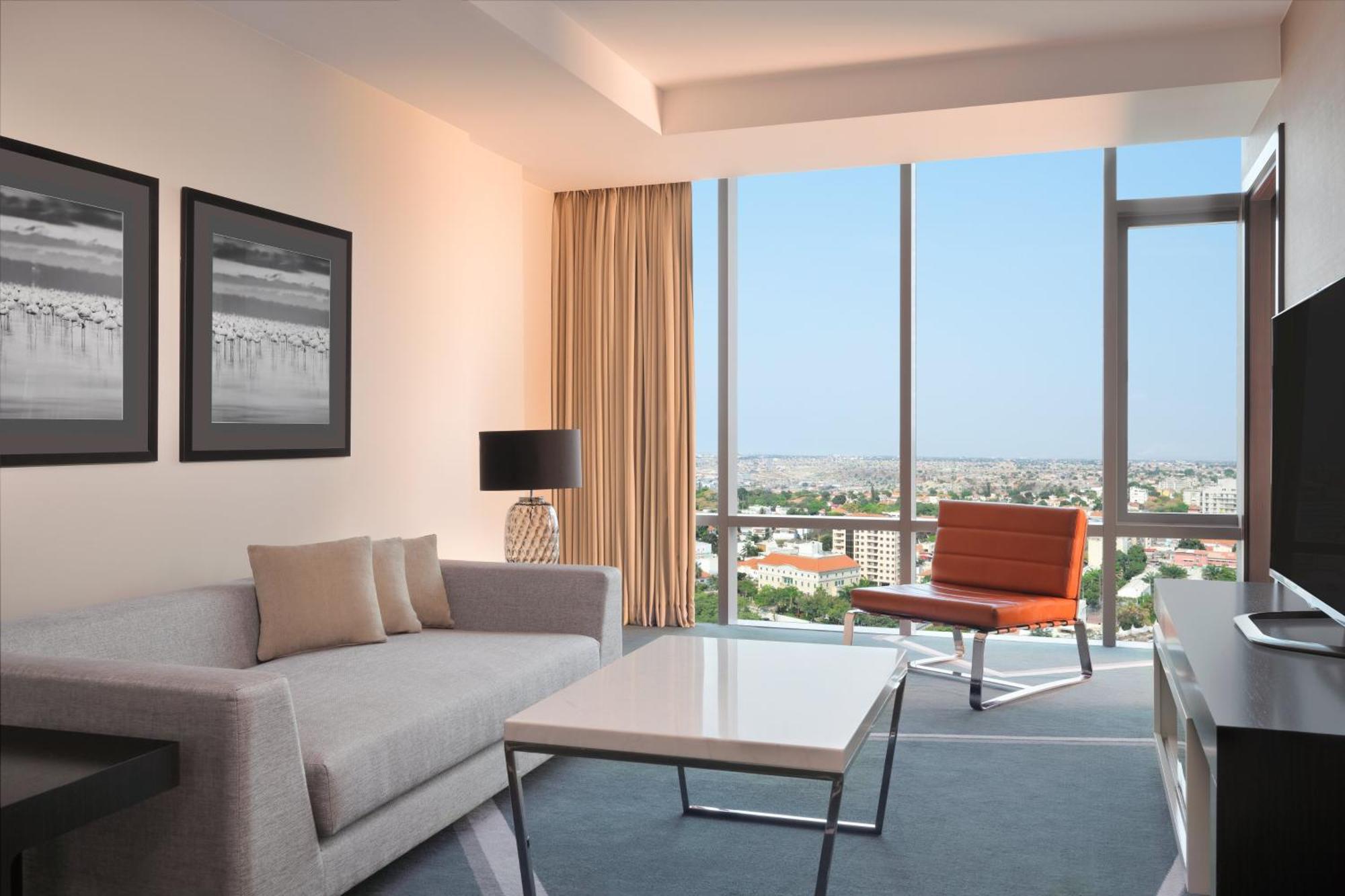 מלון Intercontinental Luanda Miramar By Ihg מראה חיצוני תמונה